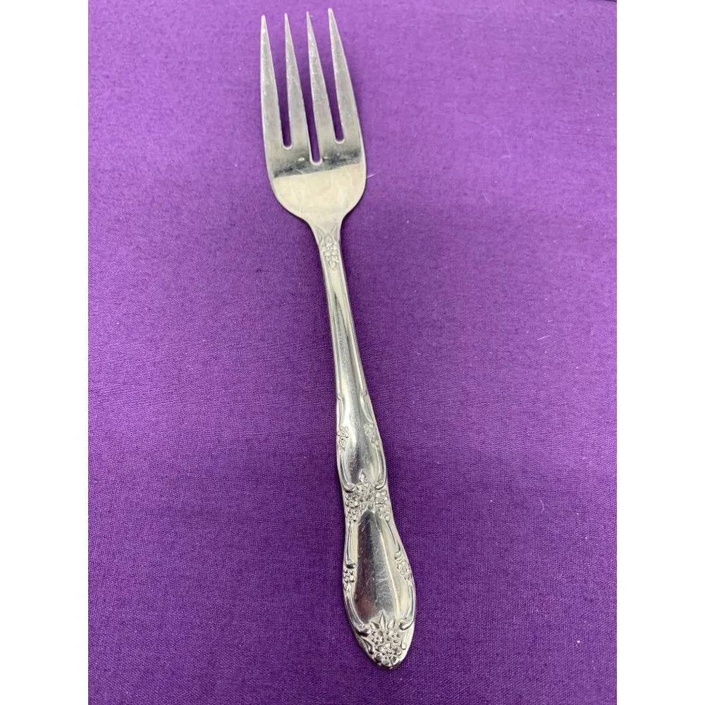 Oneida Fenway Stainless Flatware (4) 6.5
